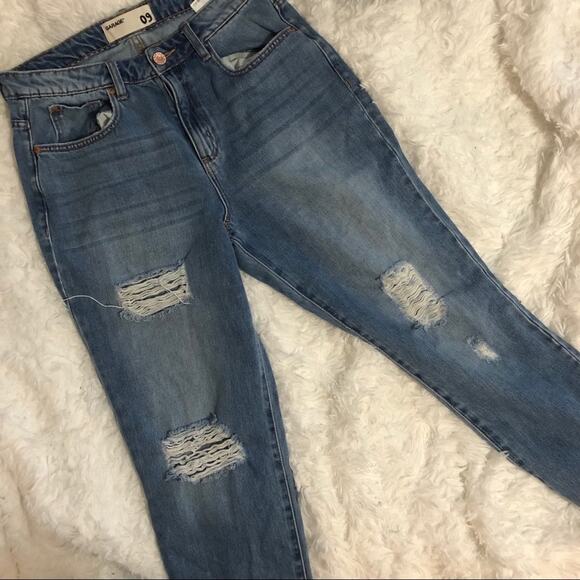 Garage Light Wash Heavily Distressed Mom Jeans Womens 9 Blue Denim High Rise - Picture 5 of 7